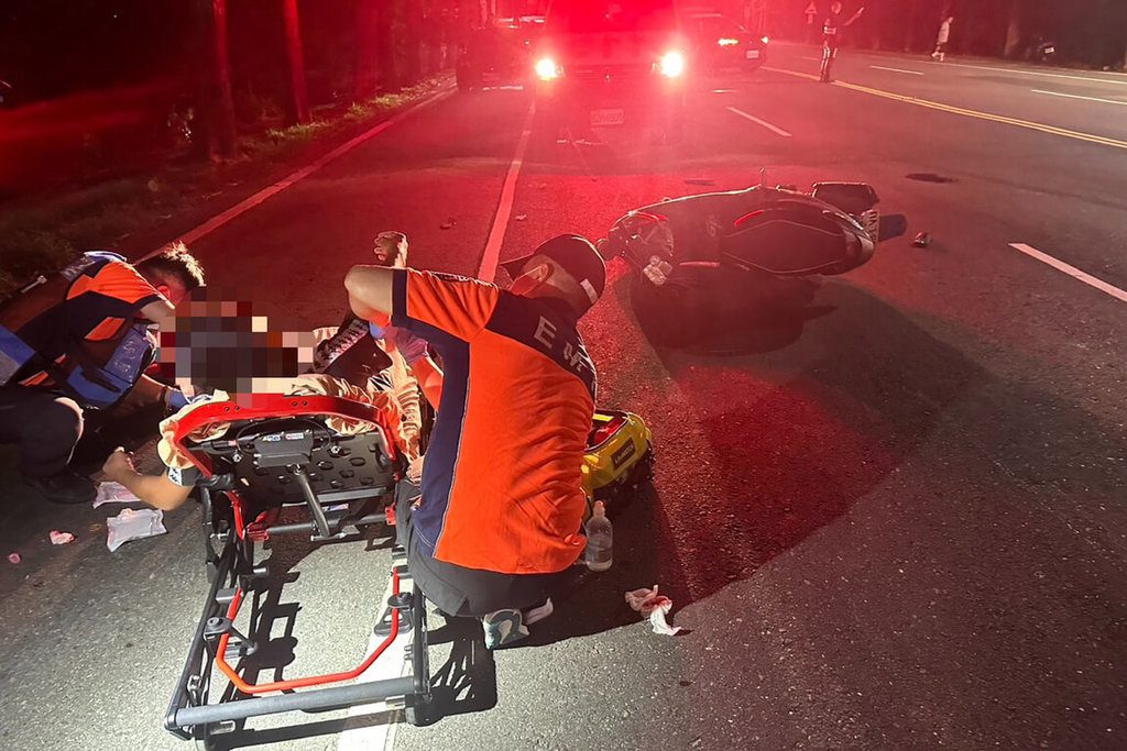 台南玉井3機車碰撞 5大2小受傷送醫 台南玉井3機車碰撞 5大2小受傷送醫