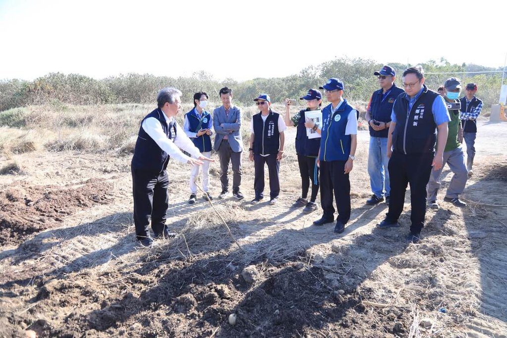 環境部視察中市廚餘掩埋場  有效管控非洲豬瘟疫情 環境部視察中市廚餘掩埋場  有效管控非洲豬瘟疫情