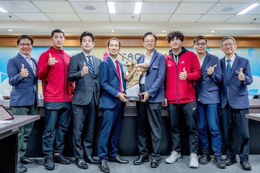 樂天桃猿奪冠 桃市辦封王遊行、運動中心入場優惠 樂天桃猿奪冠 桃市辦封王遊行、運動中心入場優惠