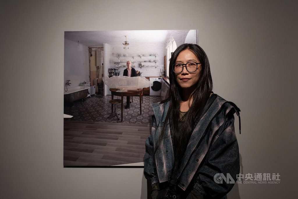 攝影家何孟娟烏克蘭辦展 聚焦戰火下藝術家韌性 攝影家何孟娟烏克蘭辦展 聚焦戰火下藝術家韌性