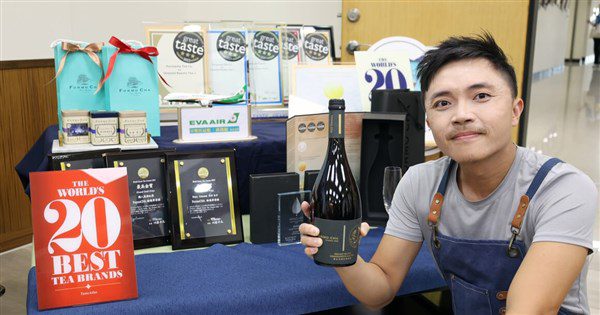 入選全球最佳20茶葉品牌 張家齊讓台灣茶展新風味 入選全球最佳20茶葉品牌 張家齊讓台灣茶展新風味
