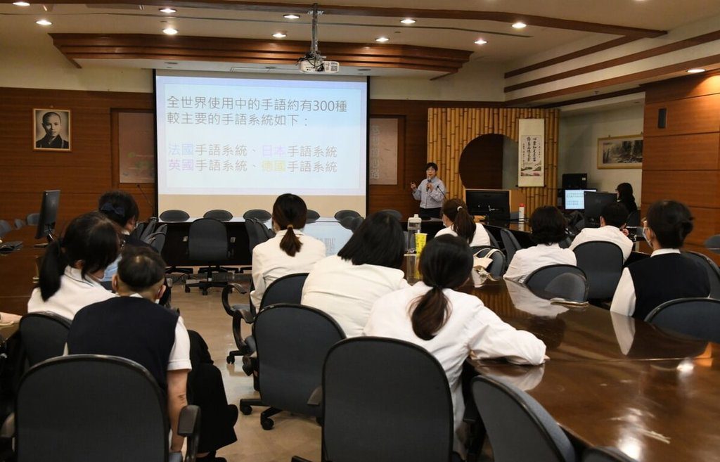 大林慈濟醫院辦講座 營造聾人友善醫療環境 大林慈濟醫院辦講座 營造聾人友善醫療環境