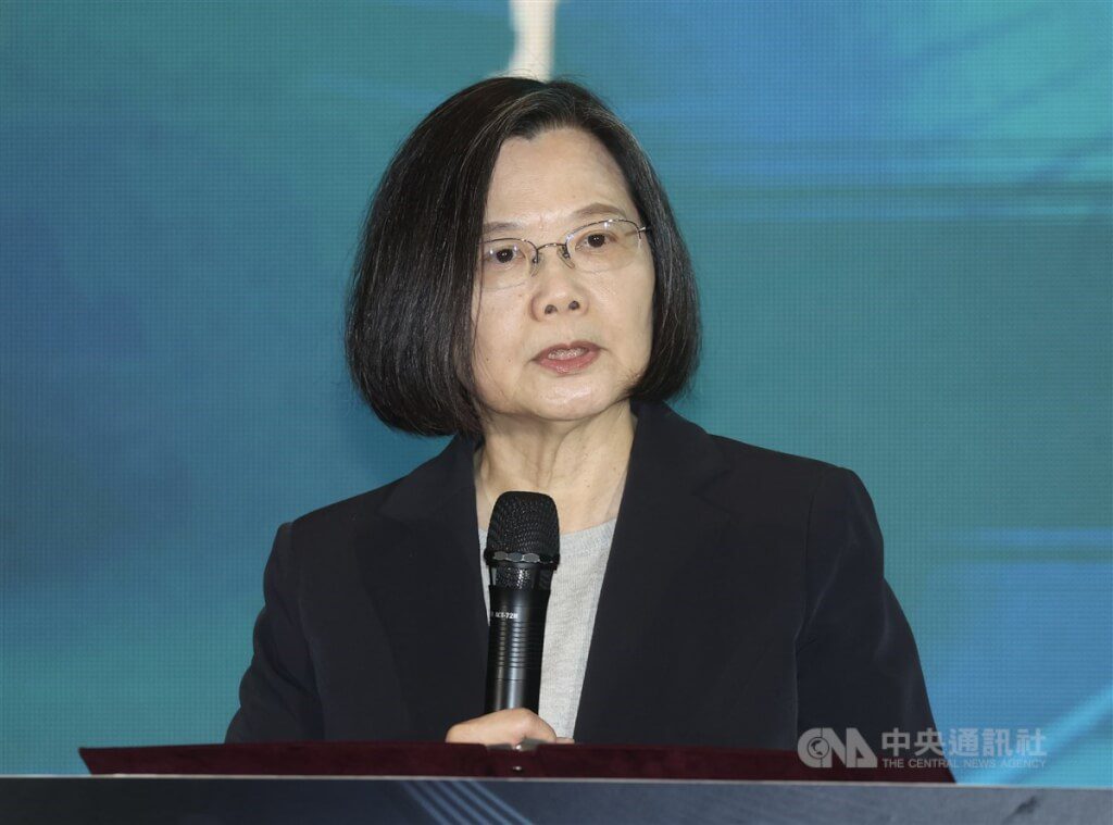 2018谷底心境 蔡英文:不能第一次有女總統就失敗 2018谷底心境 蔡英文:不能第一次有女總統就失敗