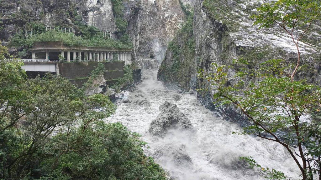 燕子口堰塞湖成功拆彈 馬太鞍溪堰塞湖仍有隱憂 燕子口堰塞湖成功拆彈 馬太鞍溪堰塞湖仍有隱憂