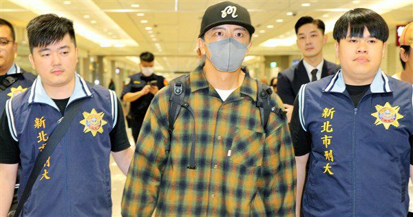 藝人閃兵案延燒 坤達返台:謝謝關心 藝人閃兵案延燒 坤達返台:謝謝關心