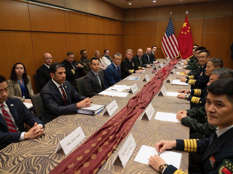 美中防長會面  赫格塞斯:關注中國在台灣周邊行為 美中防長會面  赫格塞斯:關注中國在台灣周邊行為