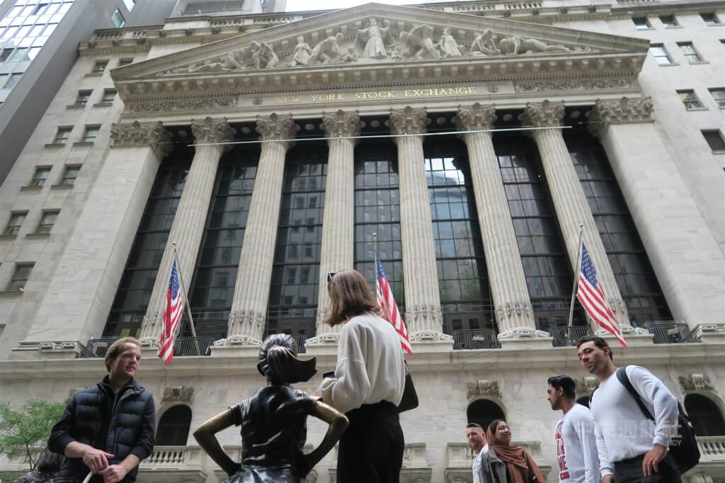 川普態度放軟緩解貿易緊張局勢 美股開盤勁揚 川普態度放軟緩解貿易緊張局勢 美股開盤勁揚