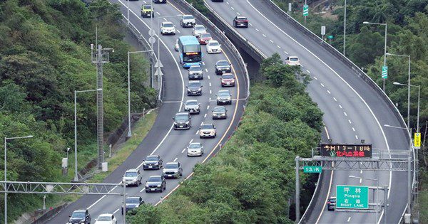 國道上午7路段易塞 高公局建議國5南向傍晚後出發 國道上午7路段易塞 高公局建議國5南向傍晚後出發