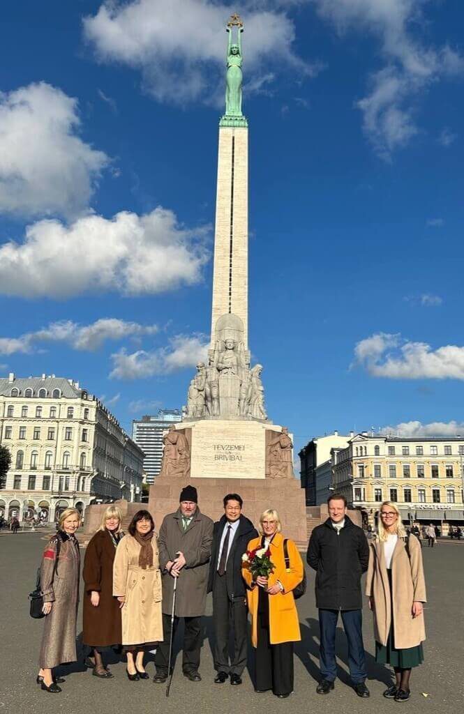 駐拉脫維亞代表李憲章卸任 拉國友台議員設宴歡送 駐拉脫維亞代表李憲章卸任 拉國友台議員設宴歡送