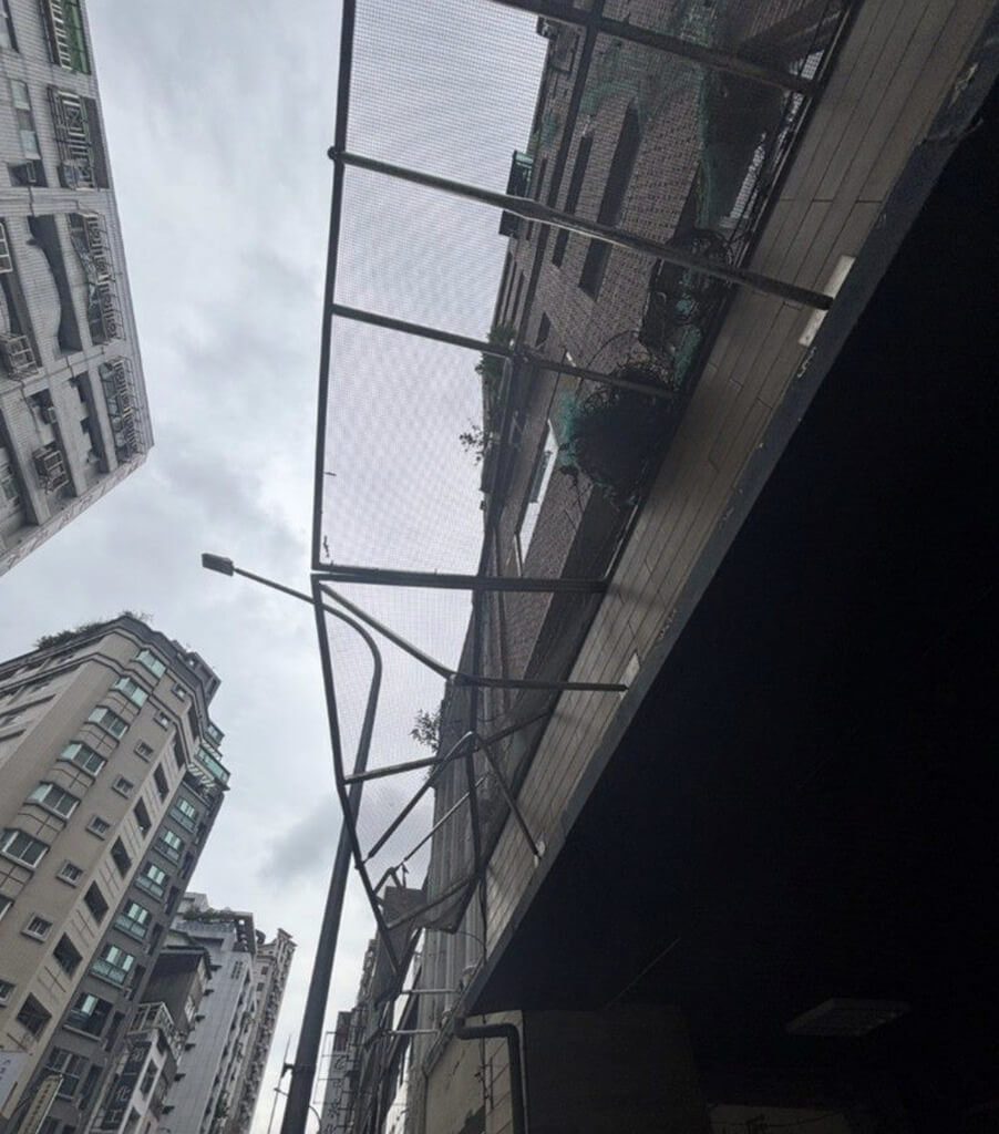 北市外牆修繕2勞工墜落受傷 勞檢處勒令部分停工 北市外牆修繕2勞工墜落受傷 勞檢處勒令部分停工