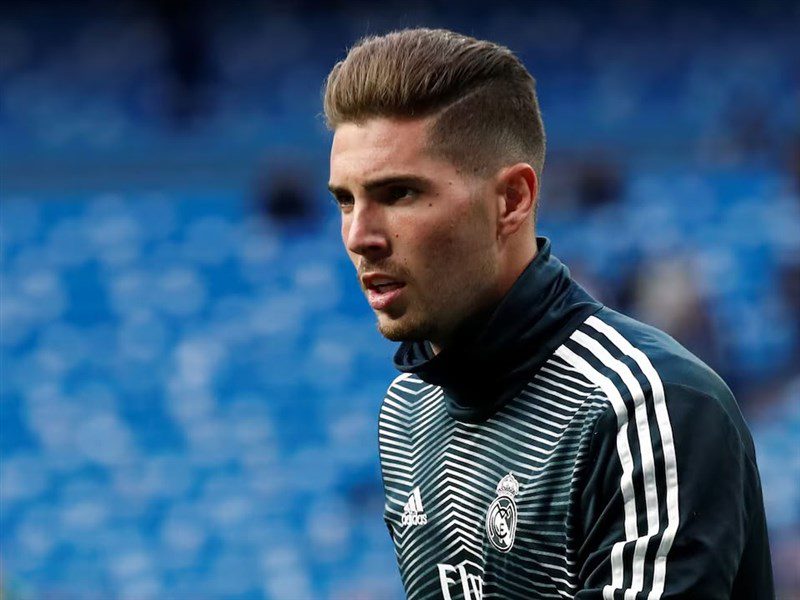 披阿爾及利亞戰袍　法足球傳奇席丹之子感自豪