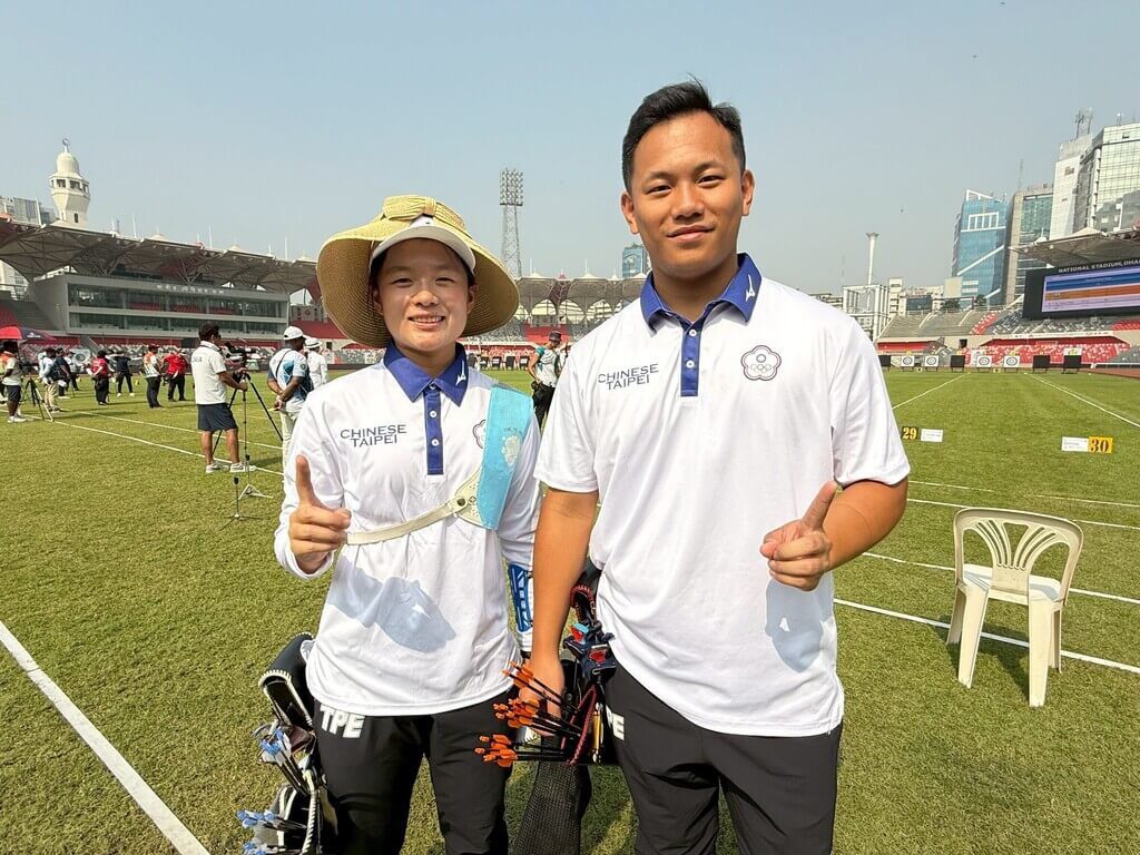 戴宇軒射箭亞錦賽突破低潮 攜李彩綺晉混雙金牌戰 戴宇軒射箭亞錦賽突破低潮 攜李彩綺晉混雙金牌戰