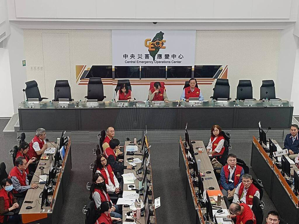 颱風鳳凰釀88傷減弱為低壓 宜花仍有10處積淹水 颱風鳳凰釀88傷減弱為低壓 宜花仍有10處積淹水