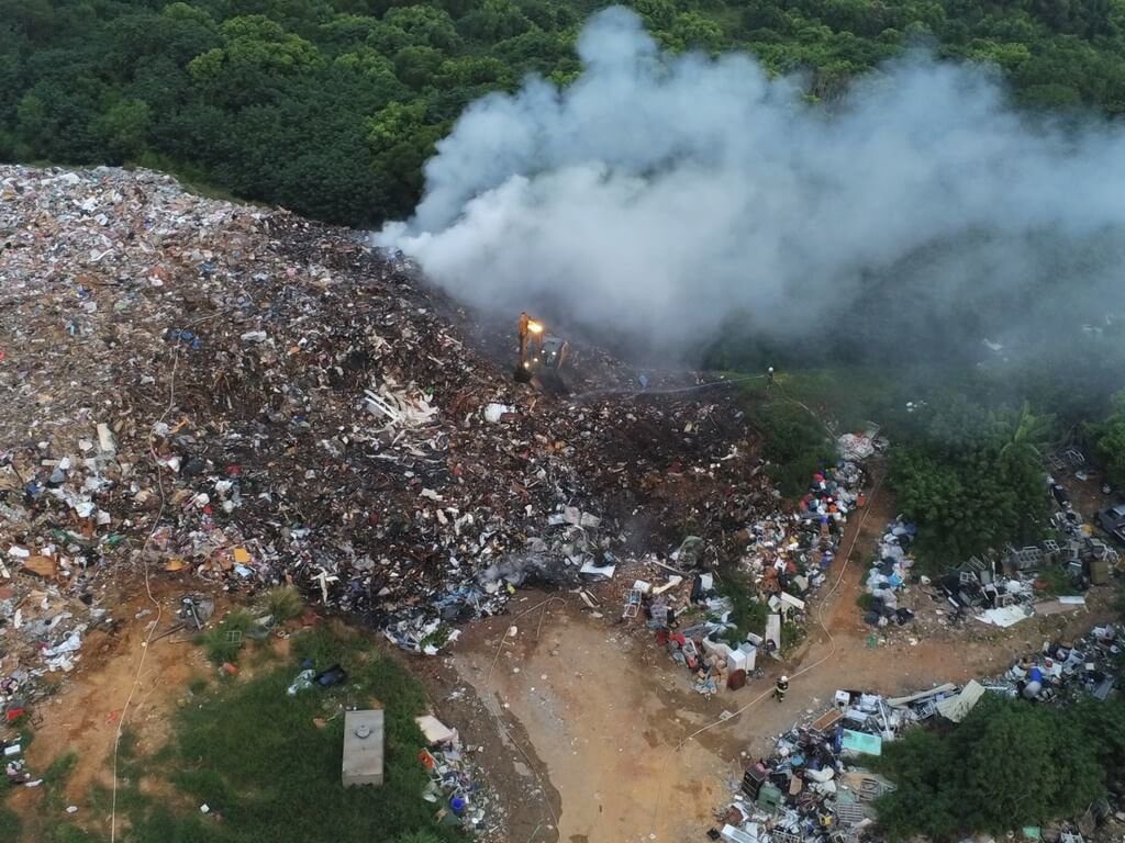 苗市垃圾掩埋場火警頻傳 鍾東錦:優先整治 苗市垃圾掩埋場火警頻傳 鍾東錦:優先整治