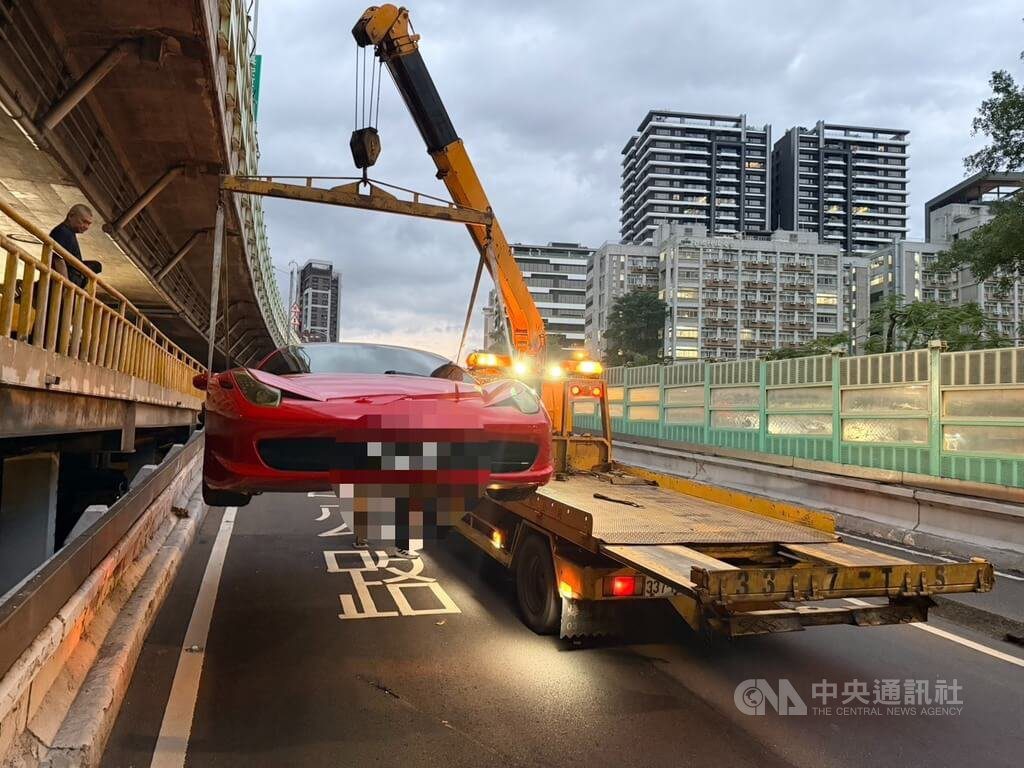 北市法拉利男酒駕載女閃臨檢　仍遭警查獲送辦