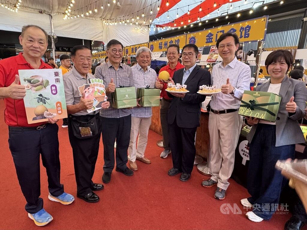黃偉哲赴星推廣台南洋香瓜 駐星代表邀旅客來台觀光 黃偉哲赴星推廣台南洋香瓜 駐星代表邀旅客來台觀光