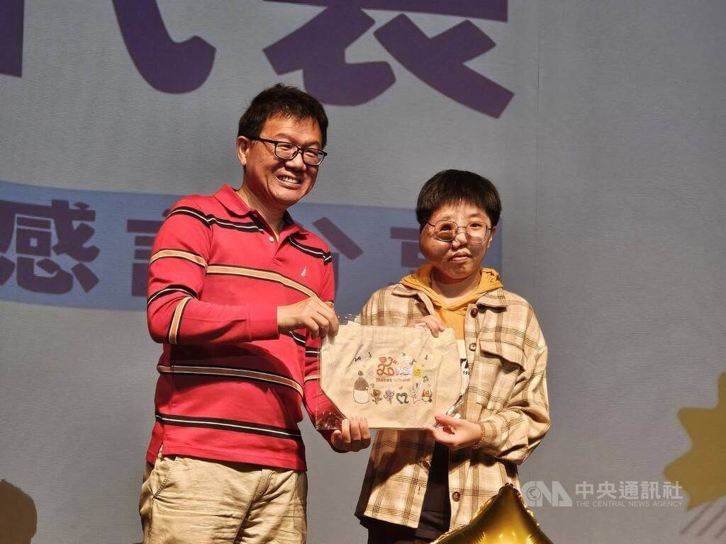 不一樣就是力量 20歲女大生面對顏面腫瘤活出自信 不一樣就是力量 20歲女大生面對顏面腫瘤活出自信