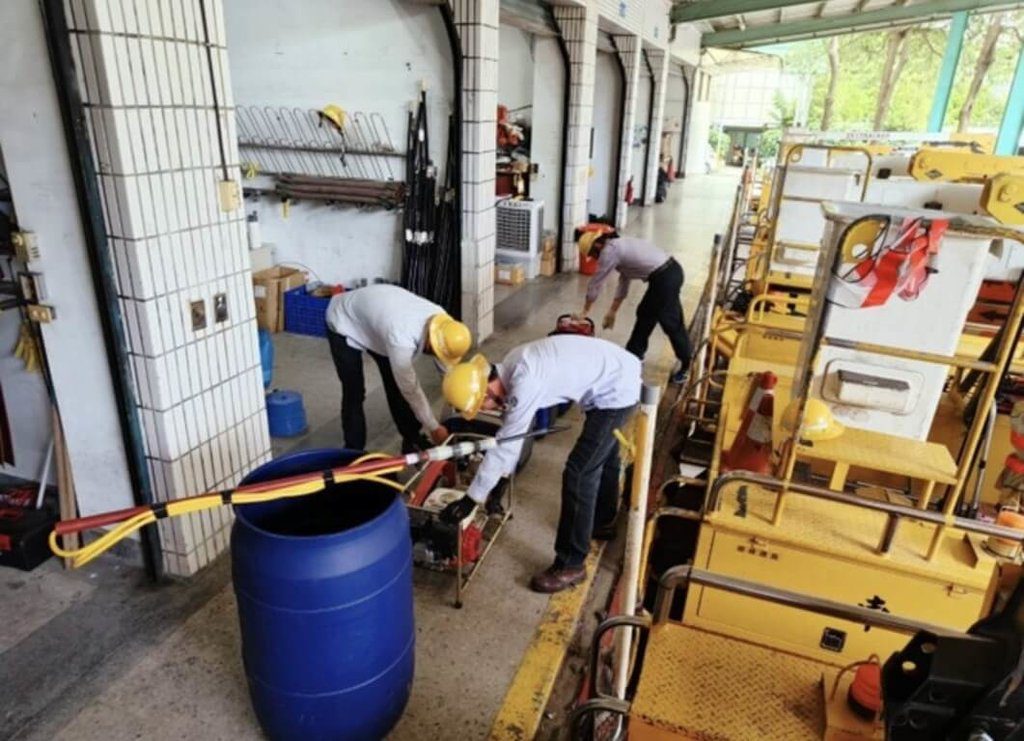 颱風鳳凰逼近 台電新營區處啟動整備 颱風鳳凰逼近 台電新營區處啟動整備