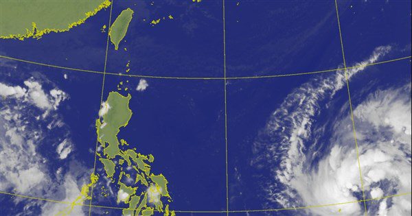 颱風鳳凰上看強颱 11、12日對台影響最顯著 颱風鳳凰上看強颱 11、12日對台影響最顯著