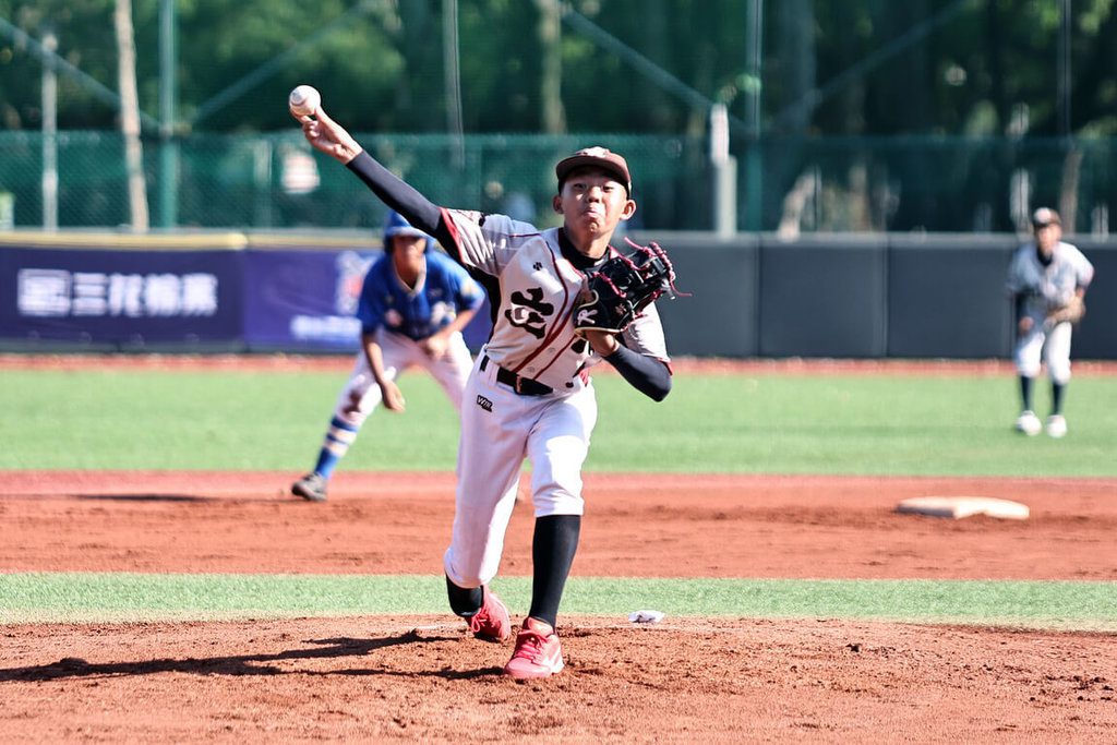 重光盃少棒開打 颱風若攪局移師「大魯閣」決戰 重光盃少棒開打 颱風若攪局移師「大魯閣」決戰