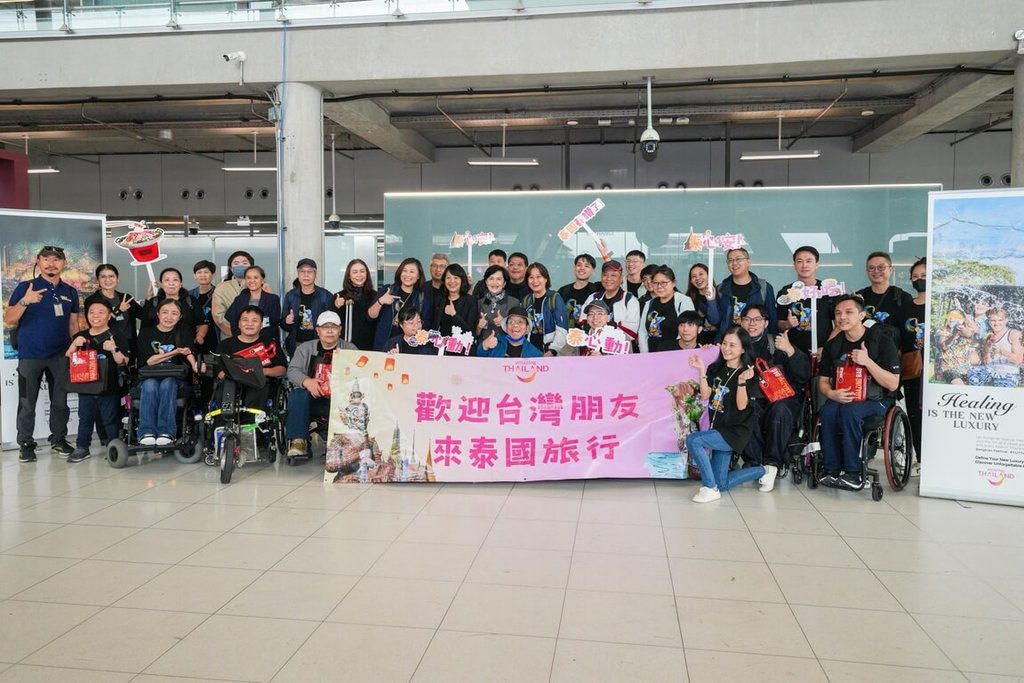 泰官員接待29名台身障旅客 盼推廣無障礙旅遊景點 泰官員接待29名台身障旅客 盼推廣無障礙旅遊景點