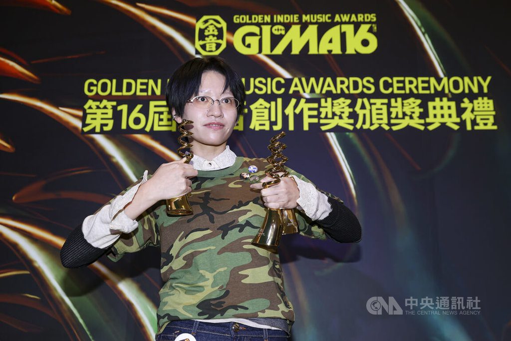 陳嫻靜奪金音3獎成大贏家 李竺芯百合花演出獲好評 陳嫻靜奪金音3獎成大贏家 李竺芯百合花演出獲好評