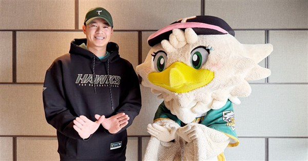 黃子鵬轉隊台鋼雄鷹 合約總值5年6600萬元 黃子鵬轉隊台鋼雄鷹 合約總值5年6600萬元