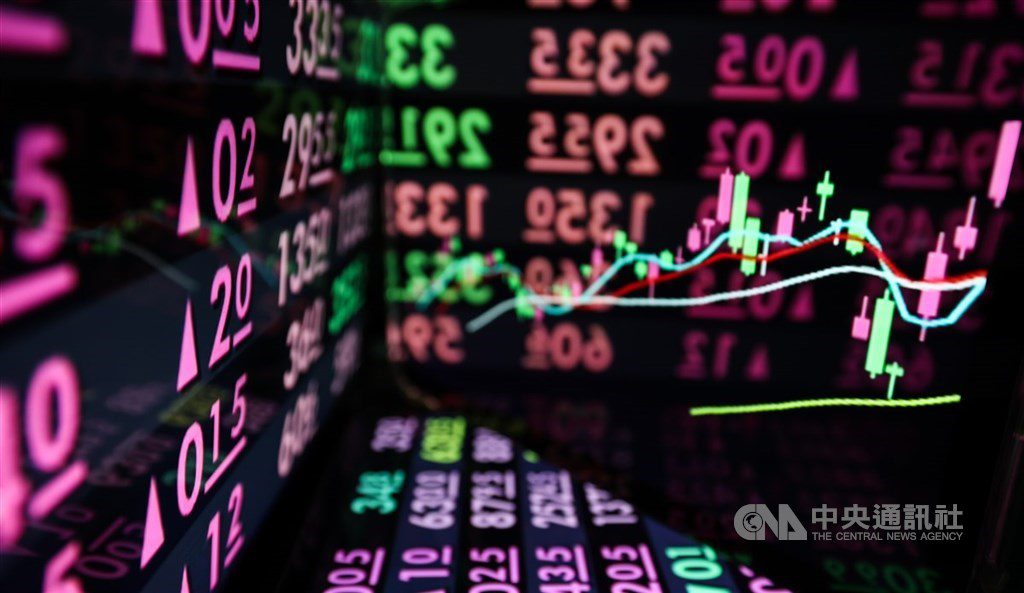 散熱PCB族群走揚 台股漲逾百點27900點震盪 散熱PCB族群走揚 台股漲逾百點27900點震盪