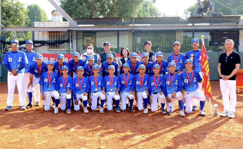 國中軟式棒球聯賽田沅羲投打俱佳 向上奪隊史首冠 國中軟式棒球聯賽田沅羲投打俱佳 向上奪隊史首冠