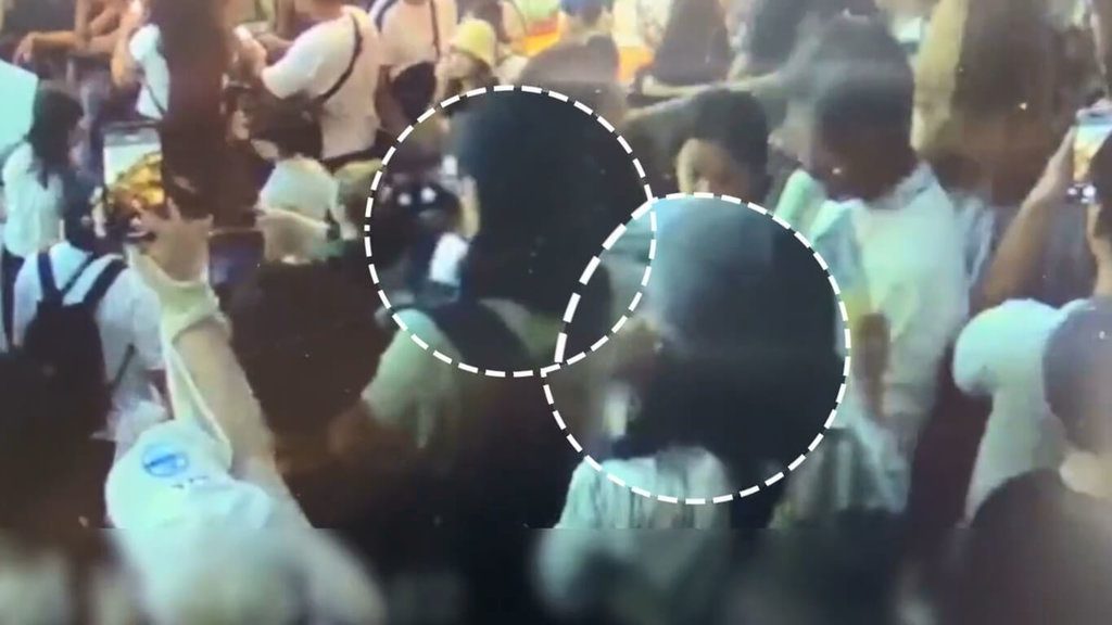 2蒙古女涉新北九份扒竊 湊熱鬧看火燒車遭警逮捕 2蒙古女涉新北九份扒竊 湊熱鬧看火燒車遭警逮捕