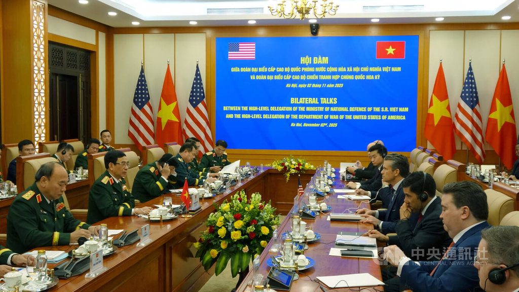 美越防長雙邊會談：強化軍事合作有利區域和平