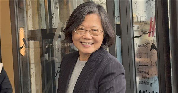 德媒專訪 蔡英文:台灣科技領先握有AI時代鑰匙 德媒專訪 蔡英文:台灣科技領先握有AI時代鑰匙