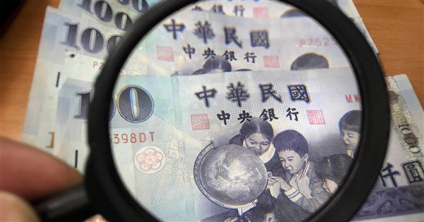 立院初審停砍公務員年金法案 全數保留送協商 立院初審停砍公務員年金法案 全數保留送協商