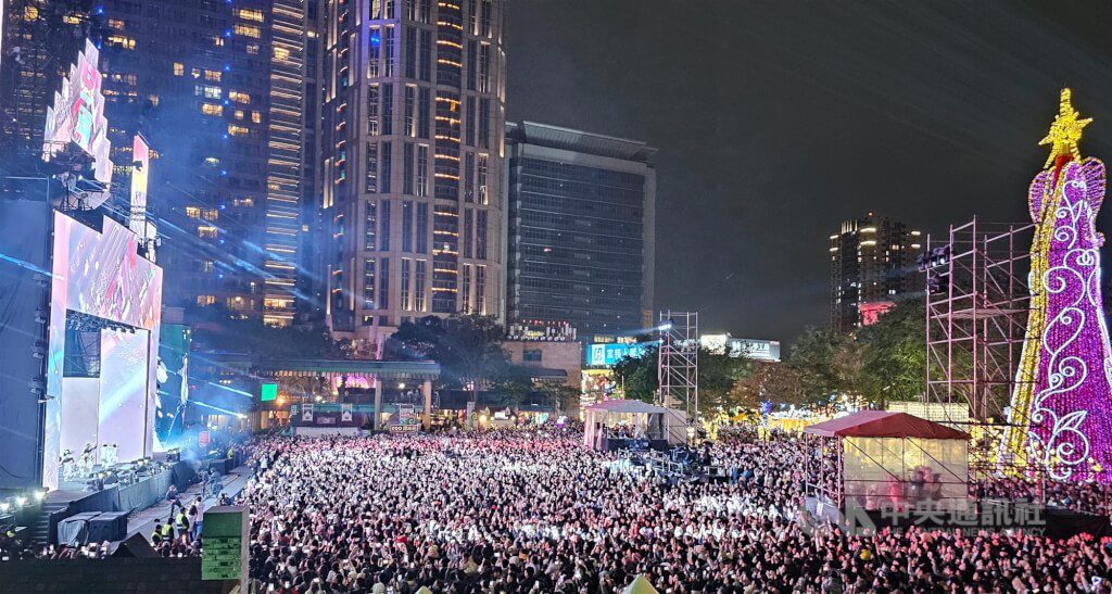 侯友宜:新北耶誕城不限板橋 擬逐步擴大至各區 侯友宜:新北耶誕城不限板橋 擬逐步擴大至各區