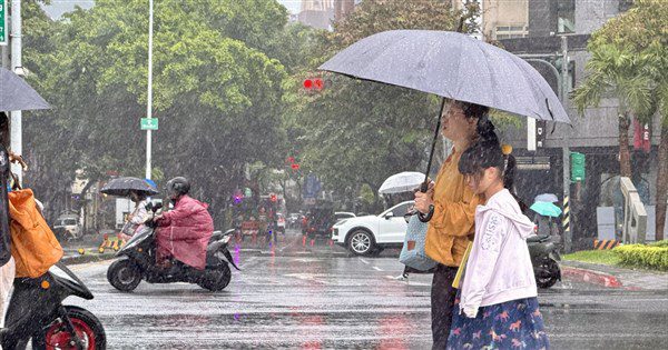 北北基宜18日防大雨 19、20日低溫約15度 北北基宜18日防大雨 19、20日低溫約15度