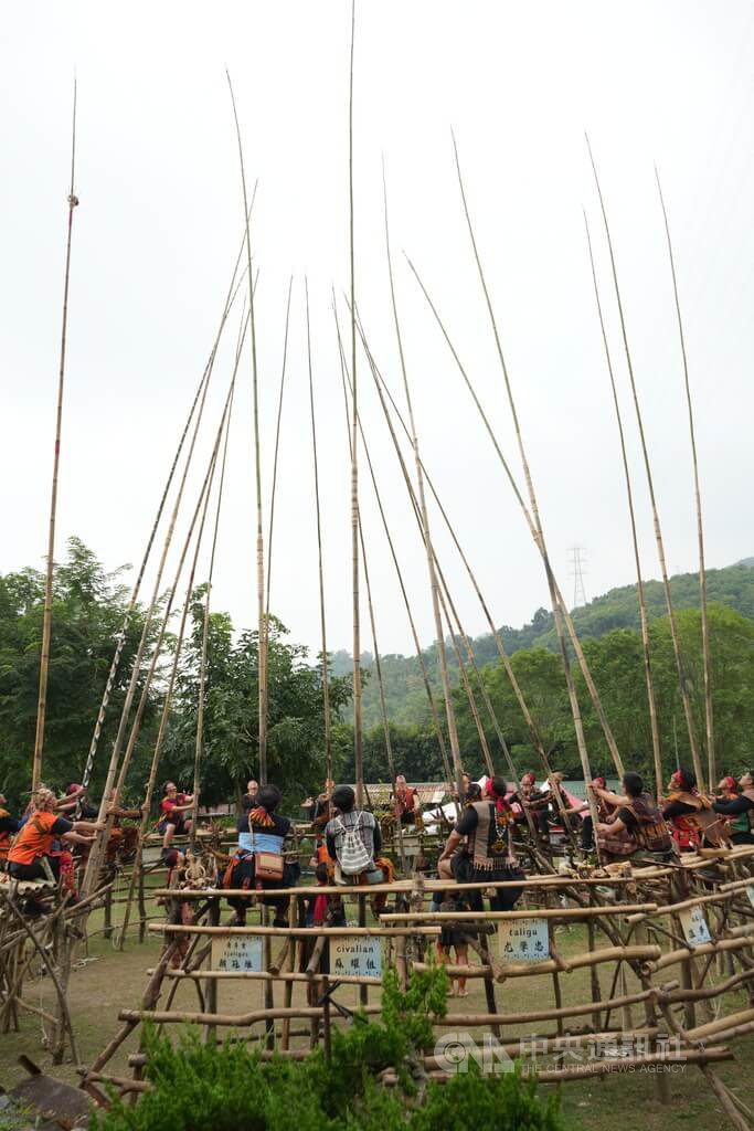 屏東文樂部落迎祖靈祭 最終日重頭戲刺命運球 屏東文樂部落迎祖靈祭 最終日重頭戲刺命運球