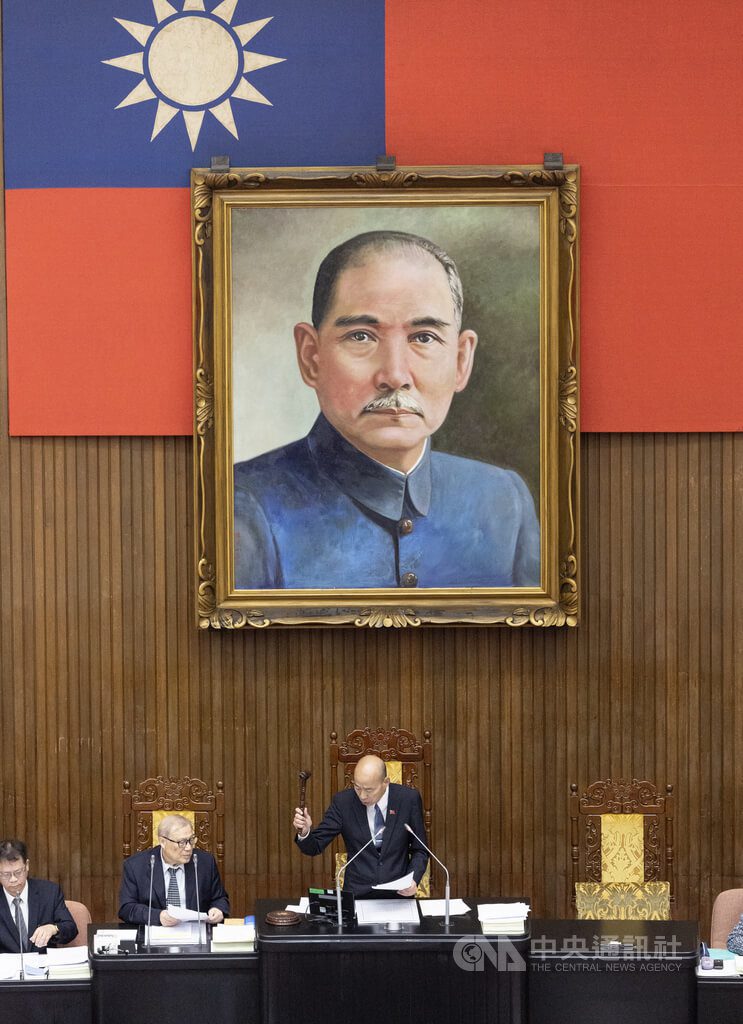 立院三讀恢復公投綁大選 官員憂重演開票亂象 立院三讀恢復公投綁大選 官員憂重演開票亂象