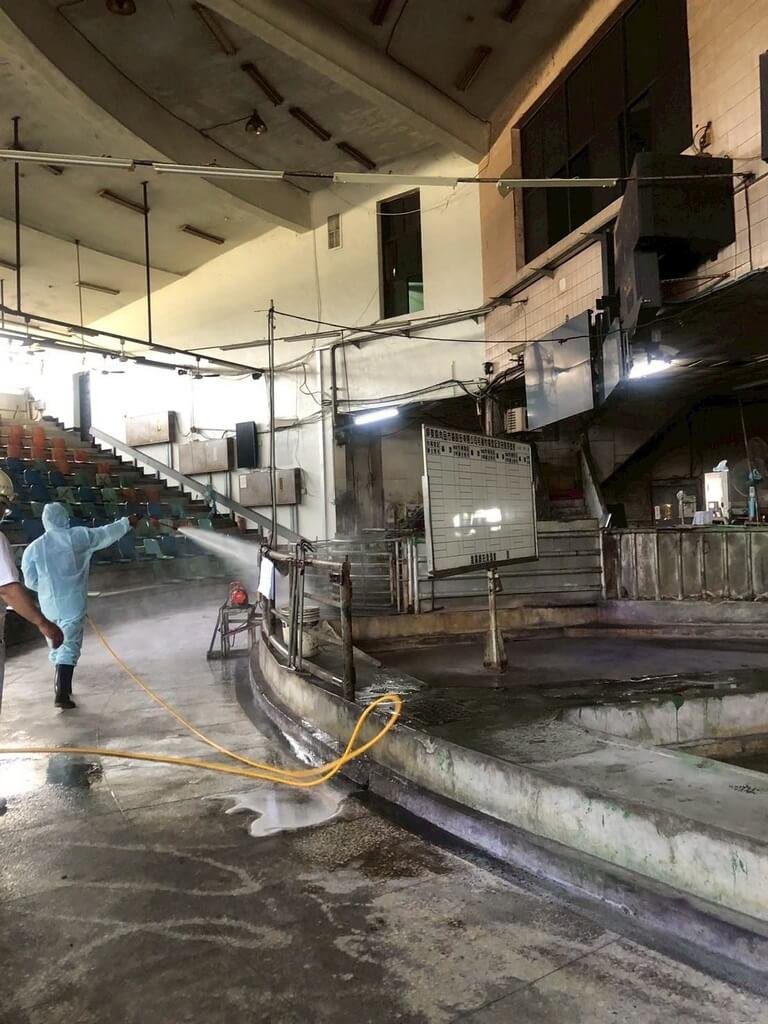 豬隻禁運禁宰將解除　屏東肉品市場完成清消