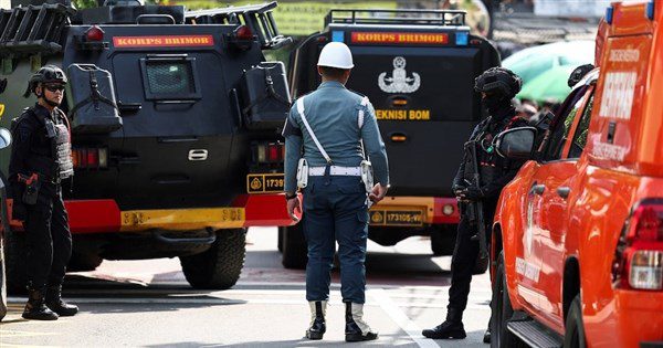 印尼雅加達校園內清真寺爆炸 釀54傷 印尼雅加達校園內清真寺爆炸 釀54傷