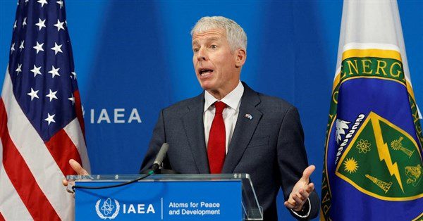 川普令恢復核武試驗 美能源部長:系統測試暫無核試爆 川普令恢復核武試驗 美能源部長:系統測試暫無核試爆