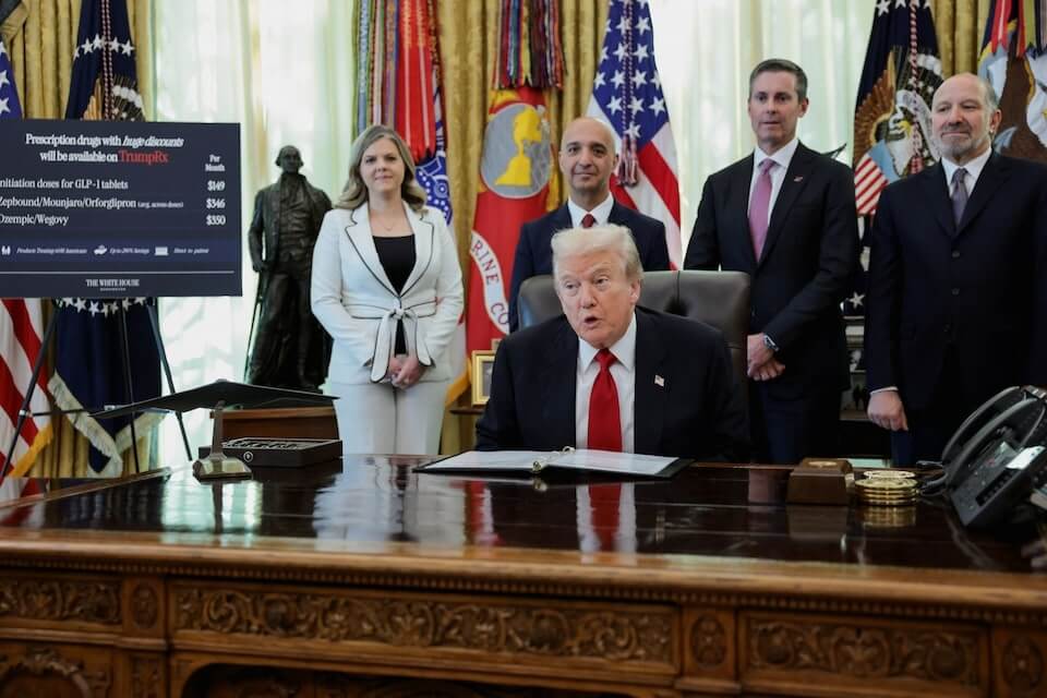川普宣布與兩藥廠達成協議 熱門減肥藥將大降價 川普宣布與兩藥廠達成協議 熱門減肥藥將大降價