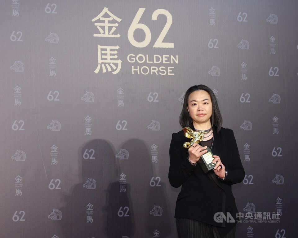 金馬傑出電影工作者 鍾瓊婷:明天睡醒繼續打燈 金馬傑出電影工作者 鍾瓊婷:明天睡醒繼續打燈