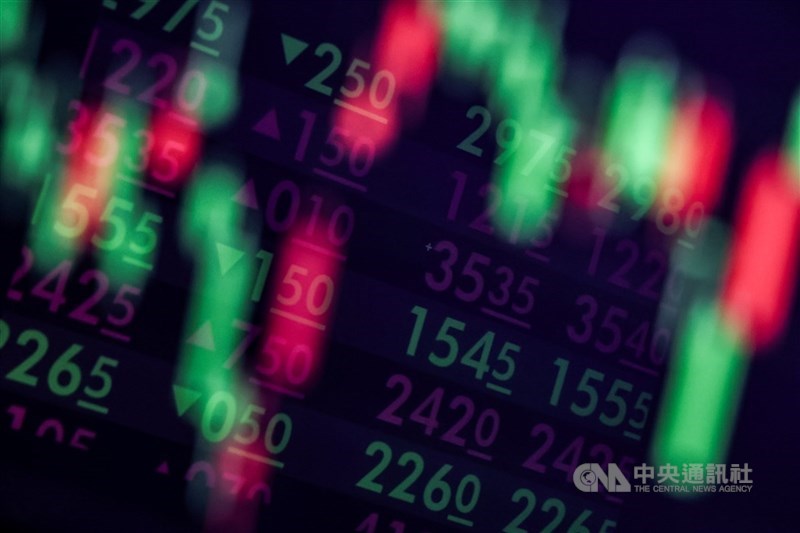 證交所27日公告，證券商通報南亞科鉅額違約交割，總金額新台幣4386.6萬元。（中央社檔案照片）