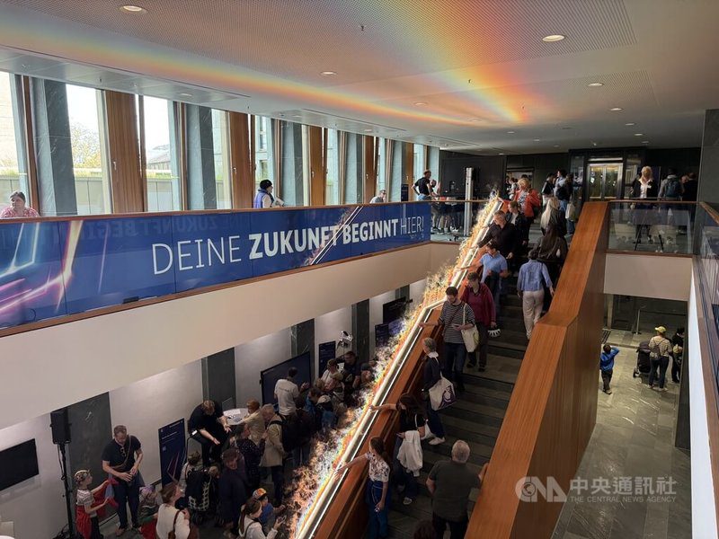 德國聯邦研究、科技及航太部（BMFTR）8月舉行年度開放日，向民眾展示工作目標與成果，吸引大批民眾參與。中央社記者林尚縈柏林攝　114年11月28日