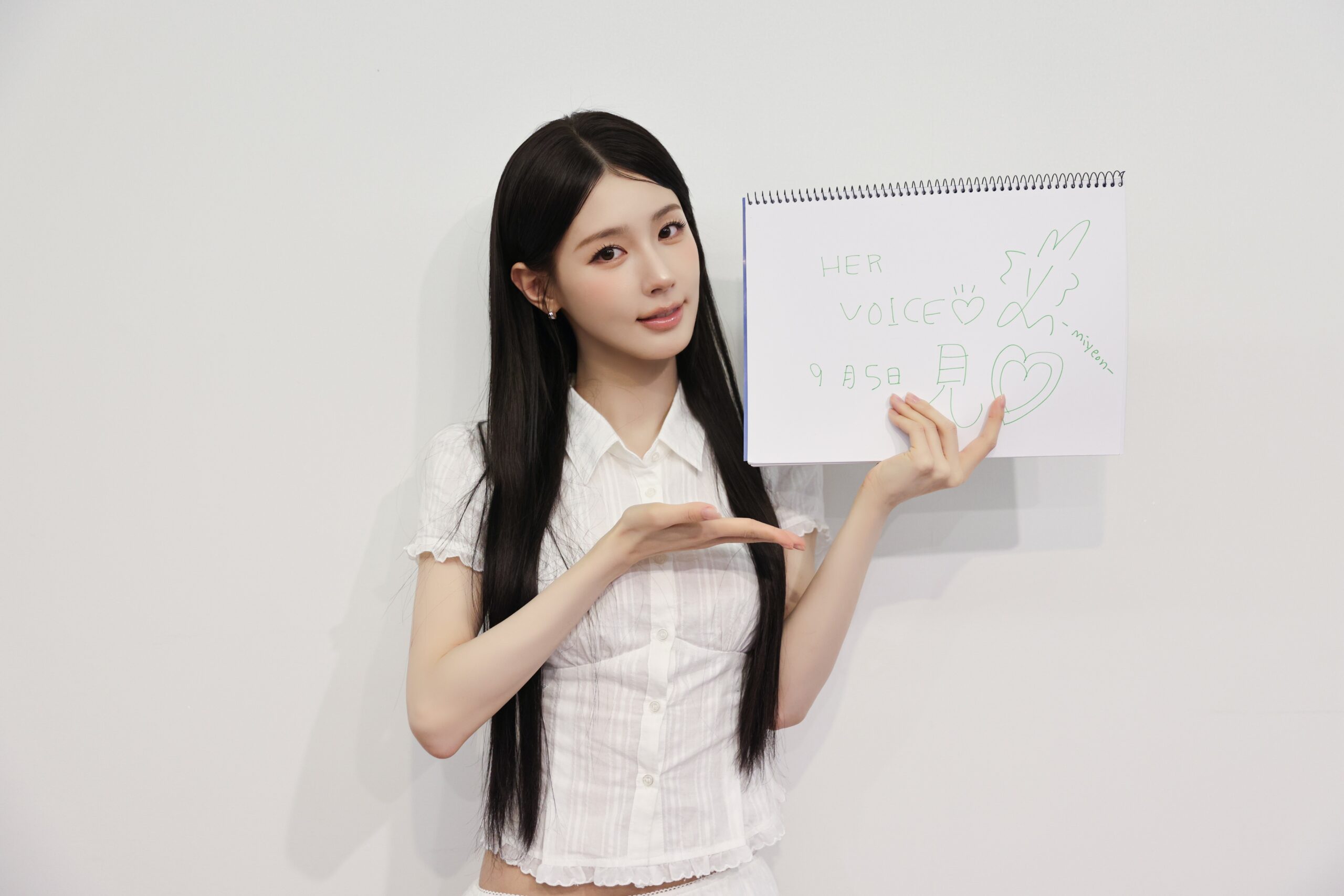 薇娟(MIYEON)獻最浪漫七夕禮 越洋捎驚喜問候甜蜜喊話粉絲 薇娟(MIYEON)獻最浪漫七夕禮 越洋捎驚喜問候甜蜜喊話粉絲