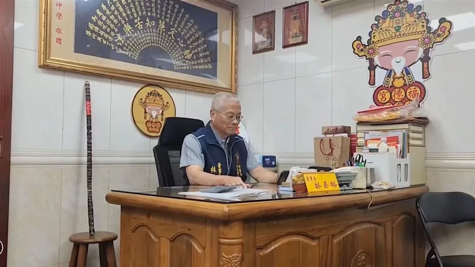 八旬長者親種甘蔗令人感動!蔣萬安未帶回 沈伯洋:市政繁忙難免有疏失 八旬長者親種甘蔗令人感動!蔣萬安未帶回 沈伯洋:市政繁忙難免有疏失